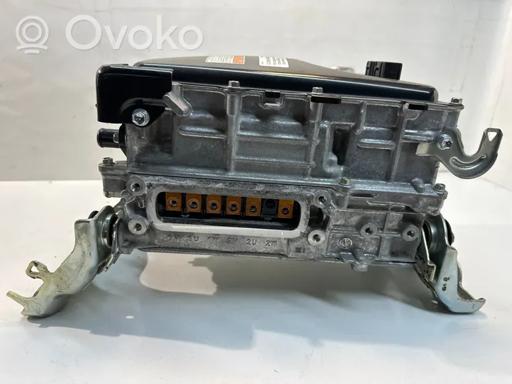 Toyota C-HR Convertisseur / inversion de tension inverseur G920047241