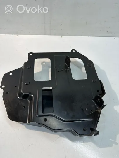 Ford Fiesta Uchwyt jednostki sterującej silnika 8V2112A692