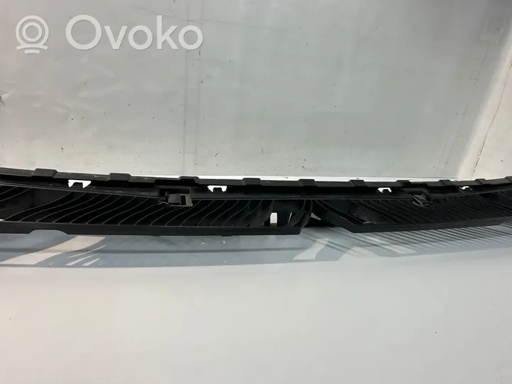 Volkswagen Tiguan Takapuskurin kannake 5NA807863