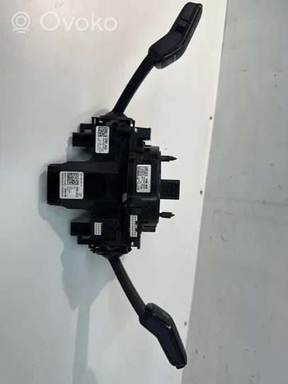 Volkswagen Tiguan Leva/interruttore dell’indicatore di direzione e tergicristallo 5Q0953569A