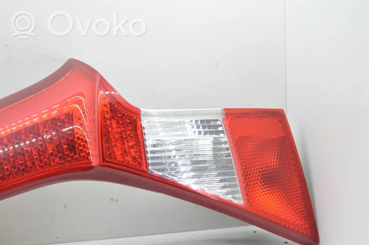 Volvo V70 Lampy tylnej klapy bagażnika 164398