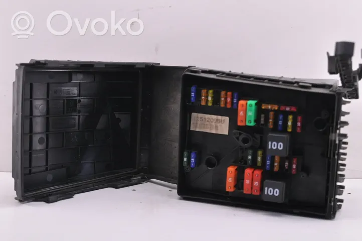 Volkswagen Golf VI Fuse box set 1K0937132F