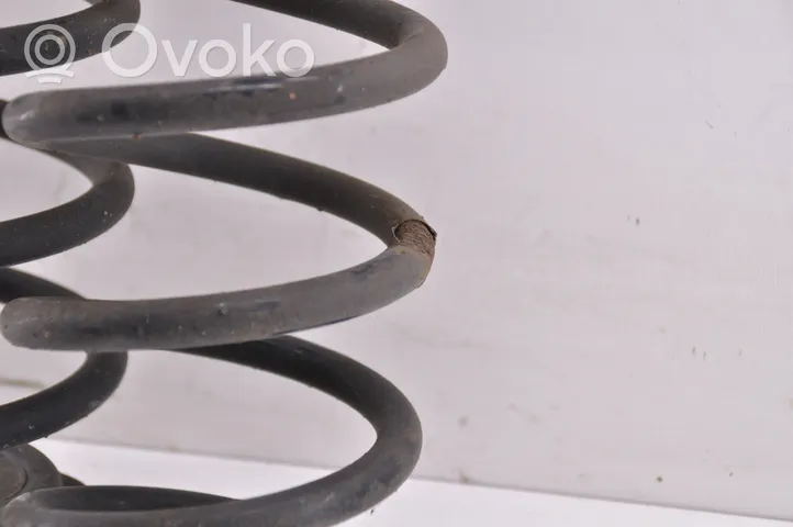 Volkswagen Touran II Rear coil spring 