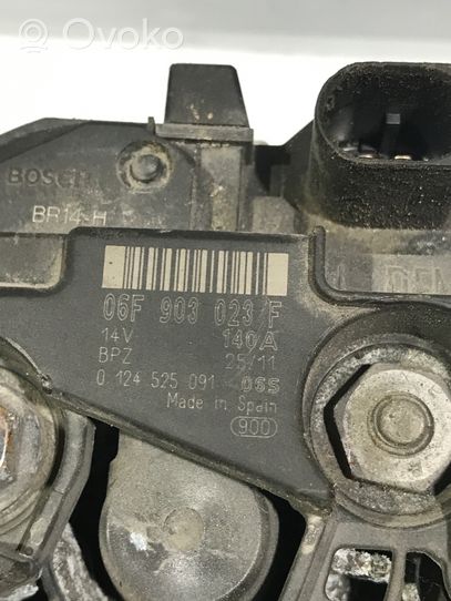 Volkswagen Caddy Generatore/alternatore 06F903023F