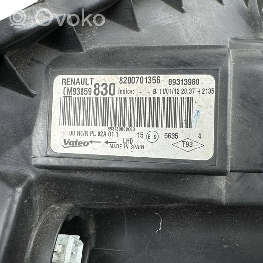 Opel Vivaro Lampa przednia 8200701356