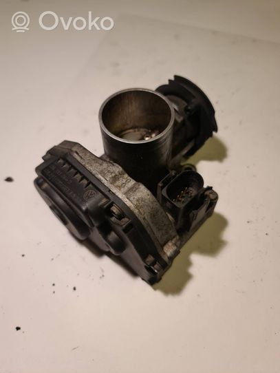 Volkswagen Polo III 6N 6N2 6NF Throttle valve 036133064D