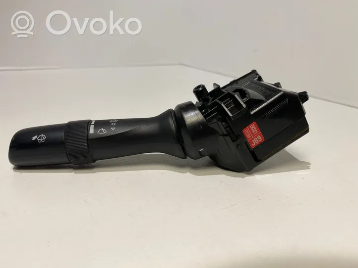 Toyota Hilux (AN10, AN20, AN30) Manetka / Przełącznik wycieraczek 17F555