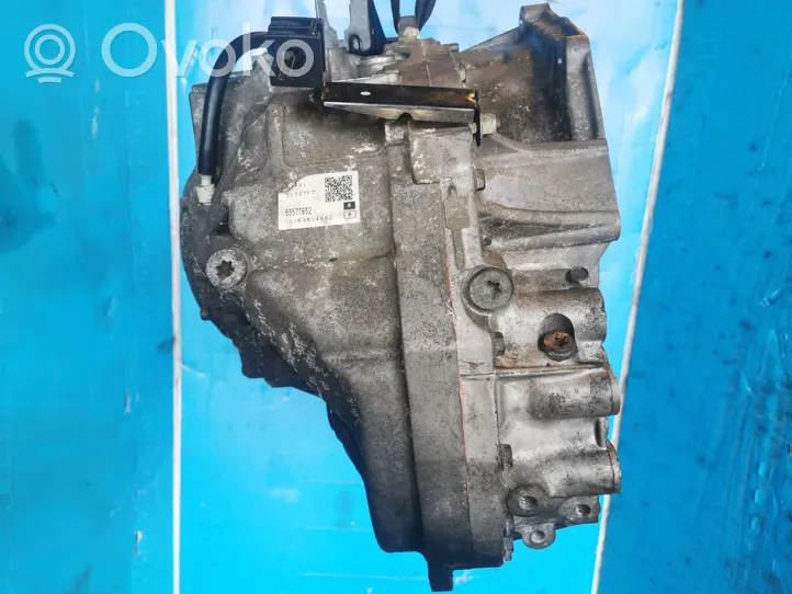 Opel Insignia A Automatic gearbox 55577652