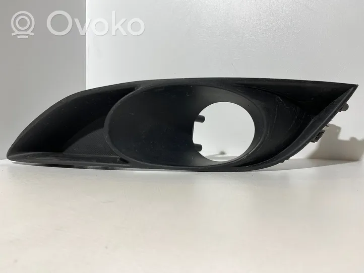 Toyota Auris 150 Priešrūkinio žibinto apdaila/ grotelės 8148202040