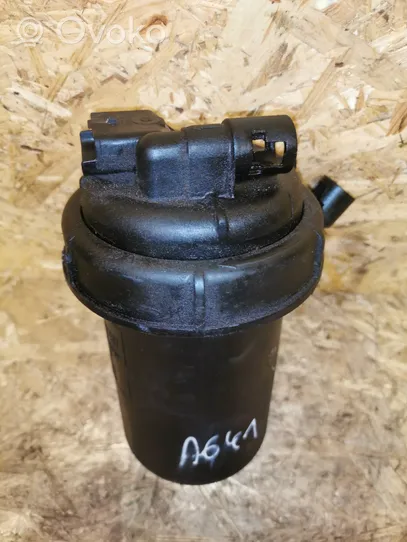 Opel Vectra C Boîtier de filtre à carburant 13122587