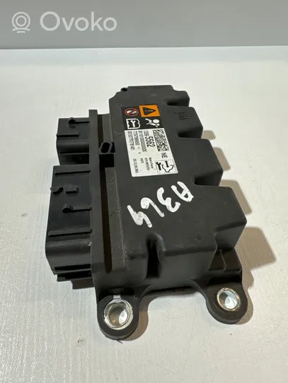 Opel Zafira C Airbag control unit/module 13595562