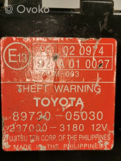 Toyota Avensis T250 Unidad de control/módulo de alarma 8973005030