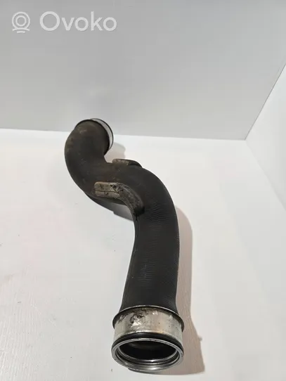 Mercedes-Benz C W203 Intercooler hose/pipe A2035282082