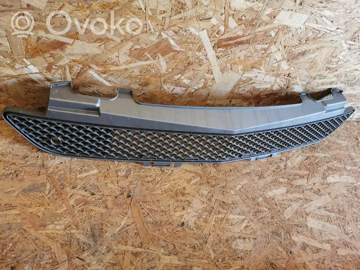 Mercedes-Benz CLC CL203 Grille inférieure de pare-chocs avant A2038852053