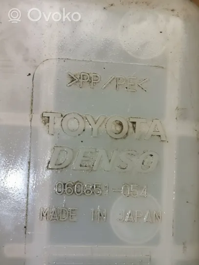 Toyota Corolla E120 E130 Serbatoio/vaschetta liquido lavavetri parabrezza 060851054