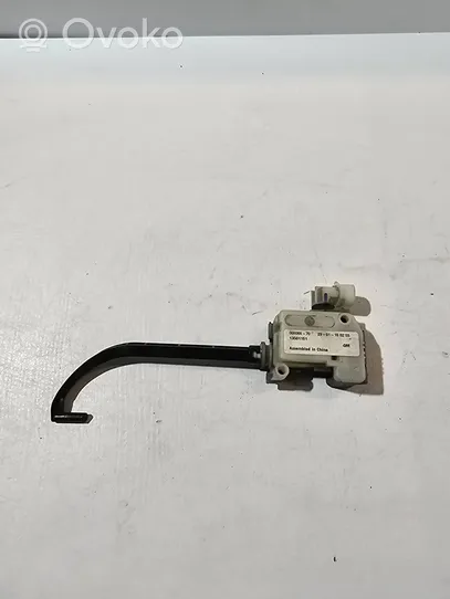 Opel Mokka Stellmotor Tankdeckel Tankklappe 13501151