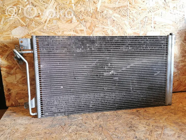 Volkswagen Transporter - Caravelle T5 Radiateur condenseur de climatisation 