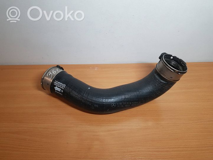 Mercedes-Benz GL X166 Tube d'admission de tuyau de refroidisseur intermédiaire A1665280082