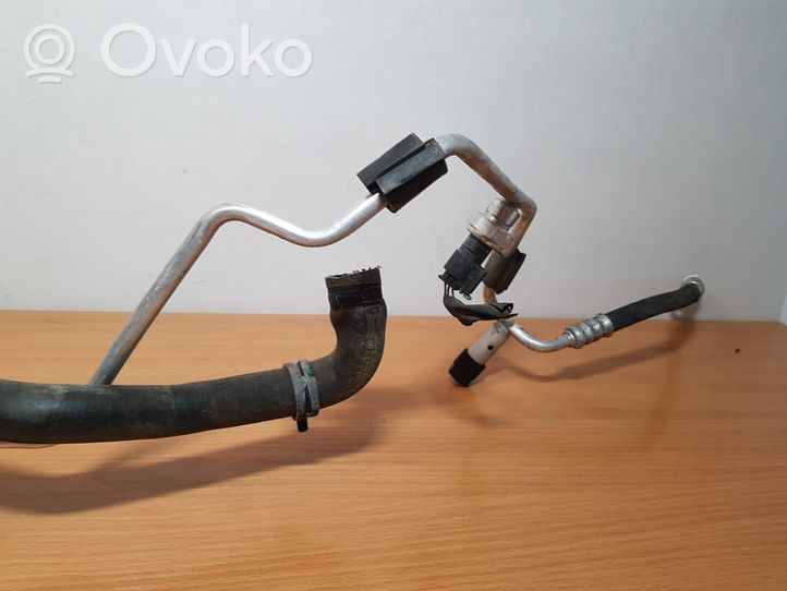 Mercedes-Benz GL X166 Air conditioning (A/C) pipe/hose A1668300200