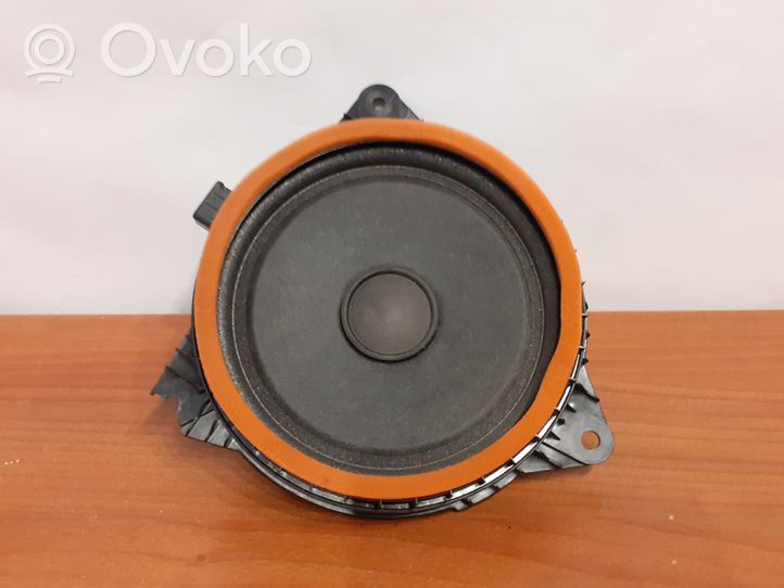 Toyota RAV 4 (XA40) Kit sistema audio 3289