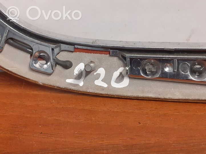 Mercedes-Benz S W220 Kita salono detalė 10616