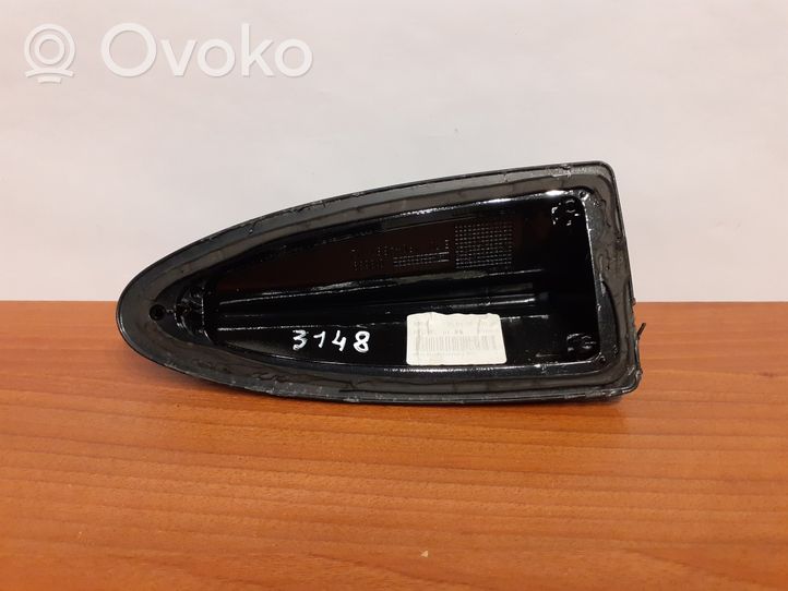 BMW X5 E70 Kattoantennin (GPS) suoja 3148