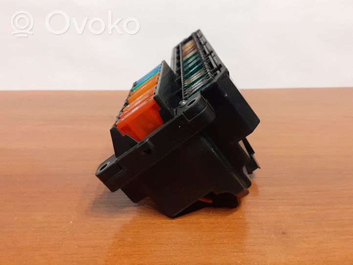 BMW 5 E60 E61 Releju montāžas bloks 6957330