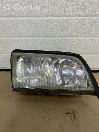 Mercedes-Benz C W202 Phare frontale A2028261280