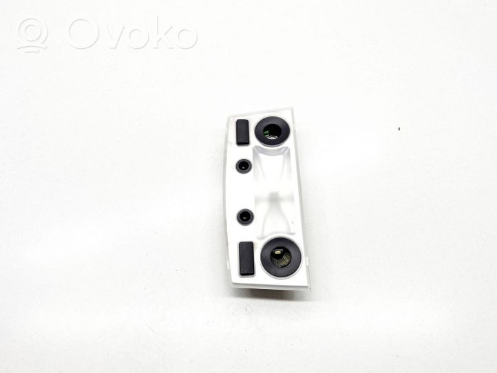 BMW 5 E60 E61 Lampka podsufitki tylna 6962054