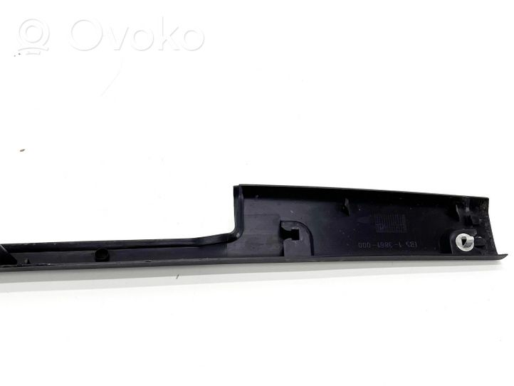 BMW 3 E36 Rivestimento superiore del portellone posteriore/bagagliaio 8190416