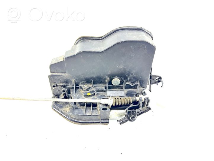 BMW 1 E81 E87 Etuoven lukko 7202148