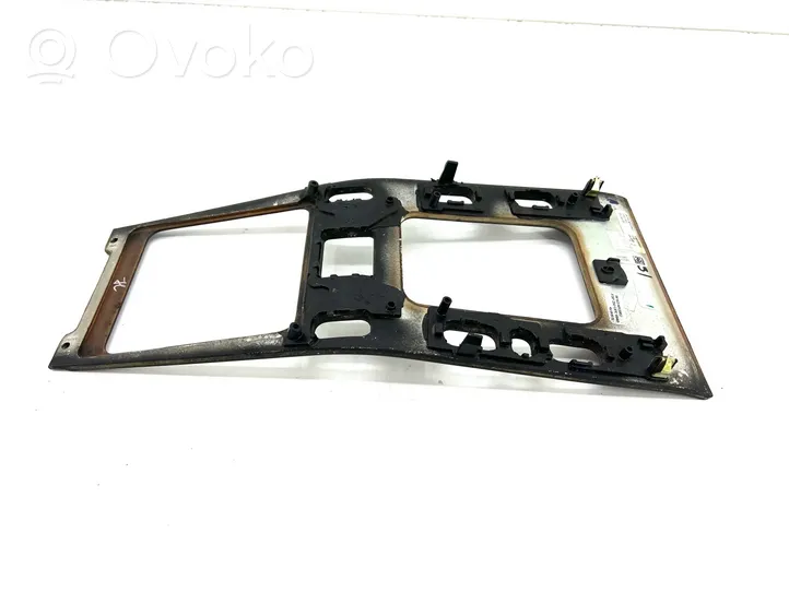 Mercedes-Benz ML W163 Rivestimento in plastica cornice della leva del cambio W163MY2002