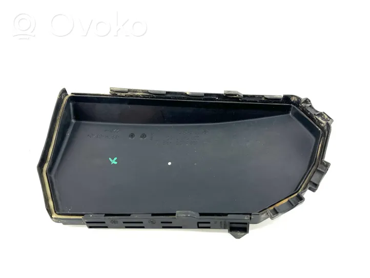 Mercedes-Benz S W220 Tapa de caja de fusibles 2205400182