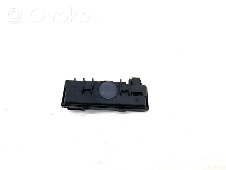 Mercedes-Benz C W204 Lietus sensors A1729058200