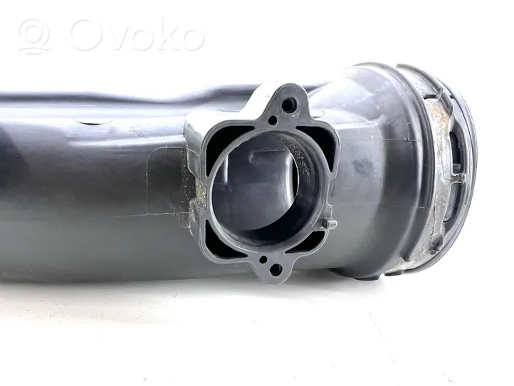 BMW 5 F10 F11 Parte del condotto di aspirazione dell'aria 1054695S02