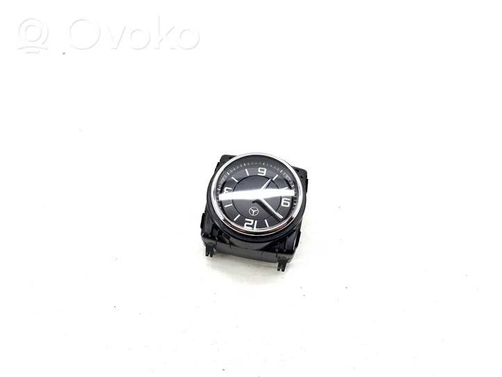 Mercedes-Benz E W213 Horloge A2138272000