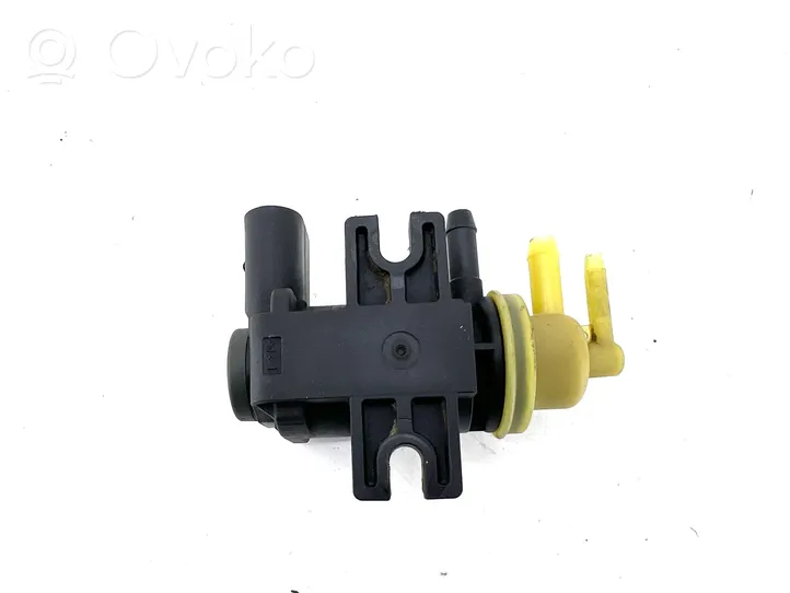 Audi A3 S3 A3 Sportback 8P Solenoidinis vožtuvas 1K0906627B