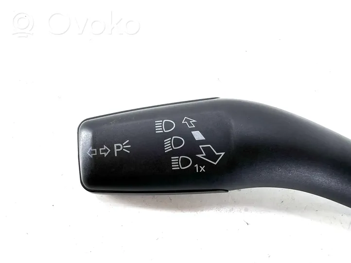 Audi A3 S3 A3 Sportback 8P Indicator stalk 8P0953513E