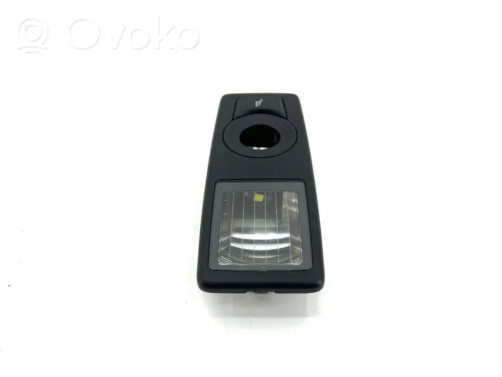 BMW X5 E70 Lampka podsufitki tylna 6972972