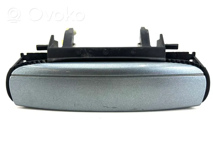 Audi A3 S3 A3 Sportback 8P Takaoven ulkokahva 4B0839885