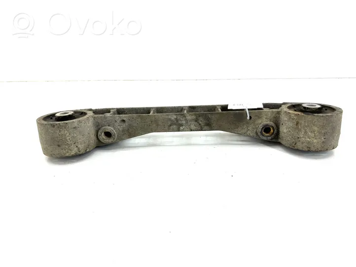 Mercedes-Benz Vito Viano W639 Support de différentiel arrière A6393530347