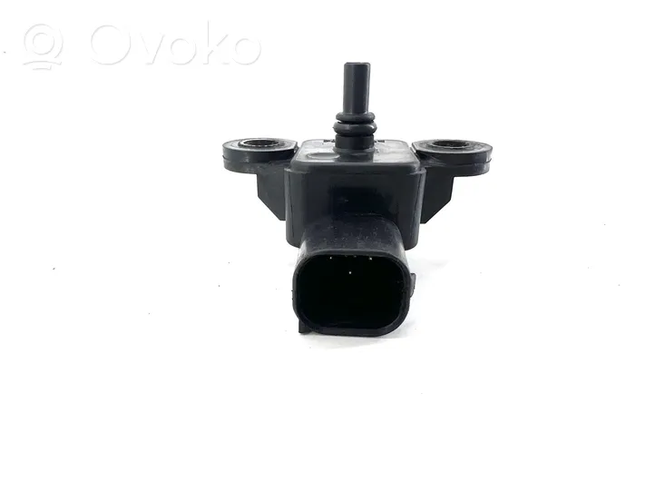 Mercedes-Benz Vito Viano W639 Air pressure sensor A0041533228