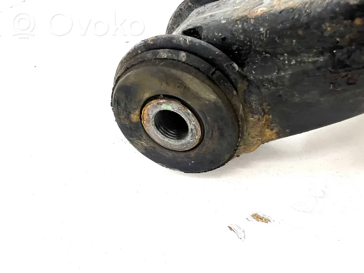 Mercedes-Benz Vito Viano W639 Fourchette, bras de suspension inférieur avant A6393300510