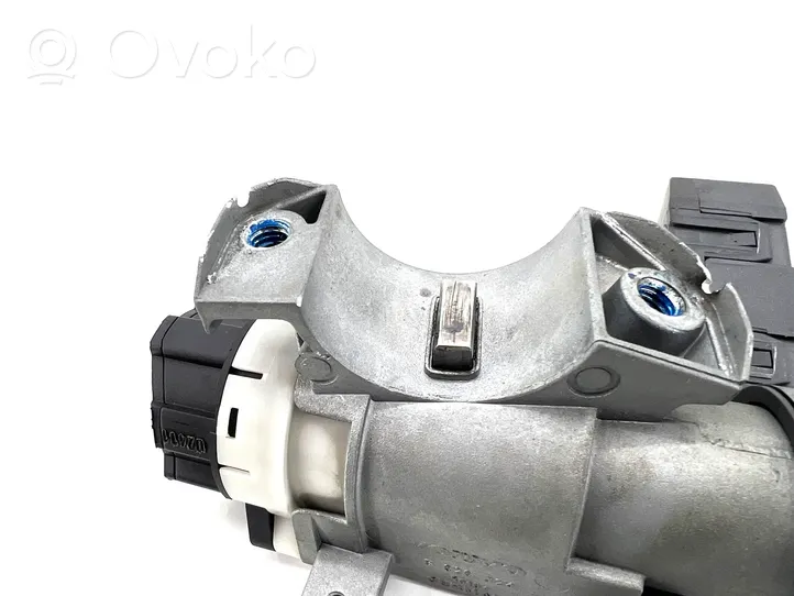 Volvo XC90 Ignition lock 8626324