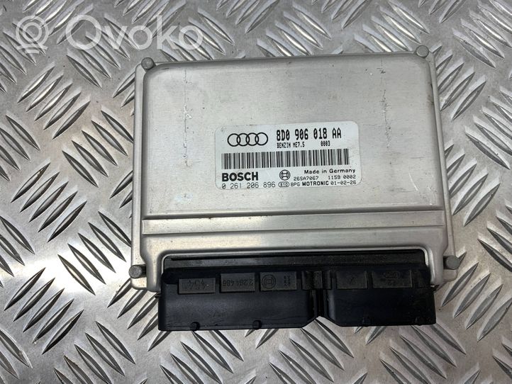 Audi A4 S4 B5 8D Unité de commande, module ECU de moteur 8D0906018AA