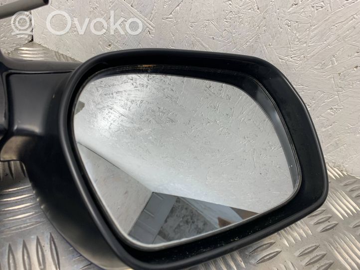 Toyota Avensis Verso Specchietto retrovisore elettrico portiera anteriore E4012228