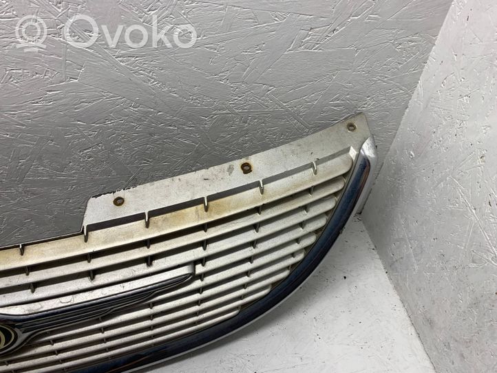 Chrysler Grand Voyager IV Grille de calandre avant 4857522AA