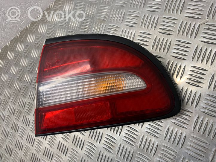 Mitsubishi Galant Lampa tylna 0431593R