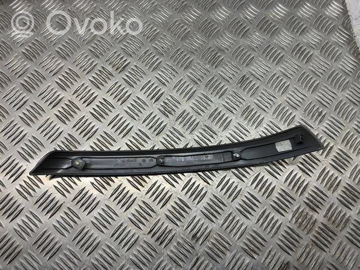 BMW 3 E90 E91 Other rear door trim element 7121477