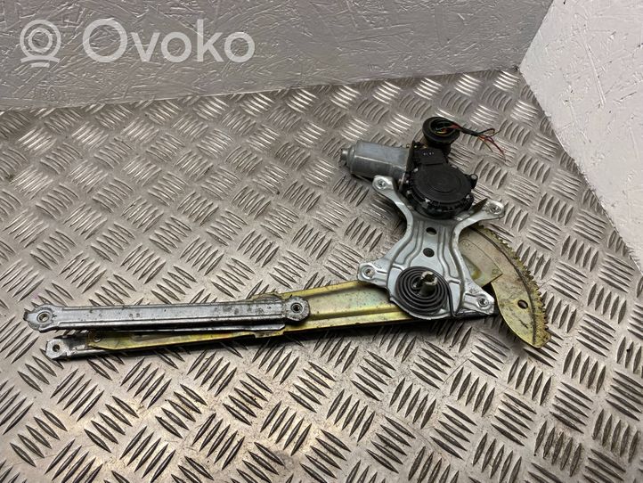 Toyota Avensis Verso Takaoven ikkunan nostomoottori 8572044050